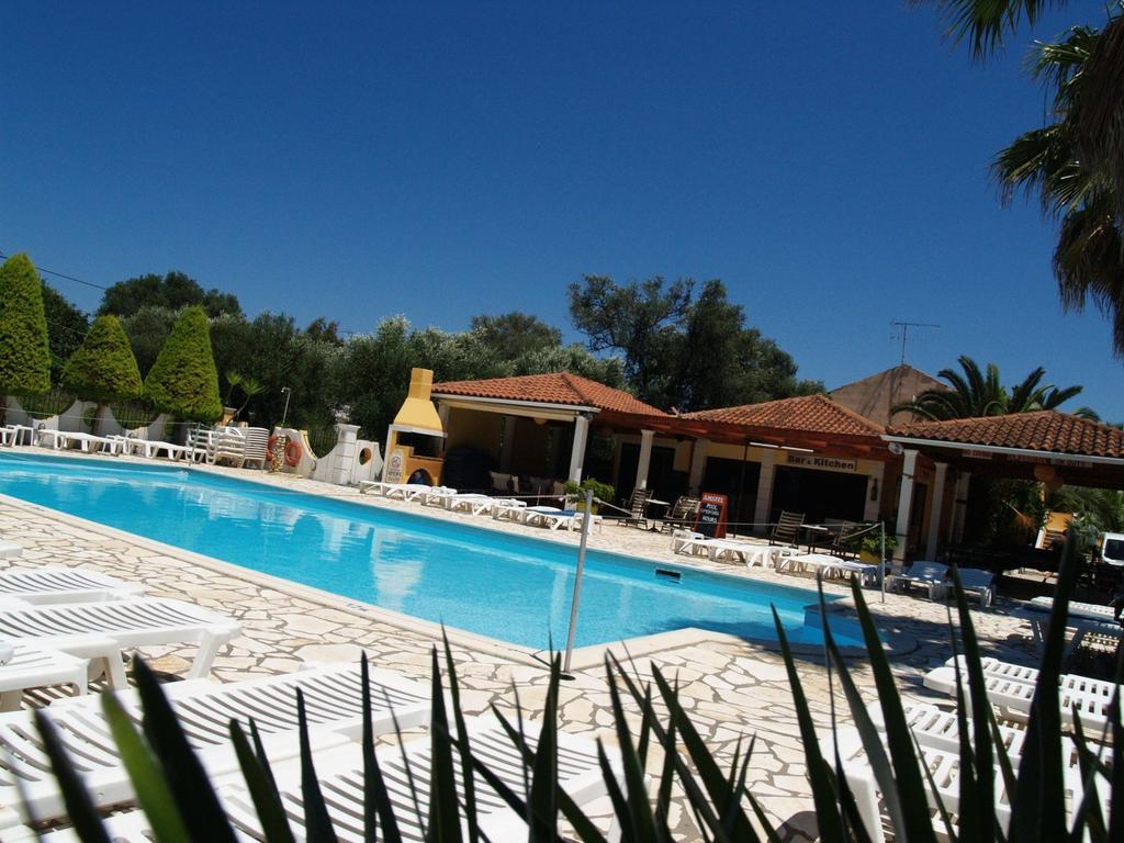 Athina Aparthotel Kávosz Kültér fotó