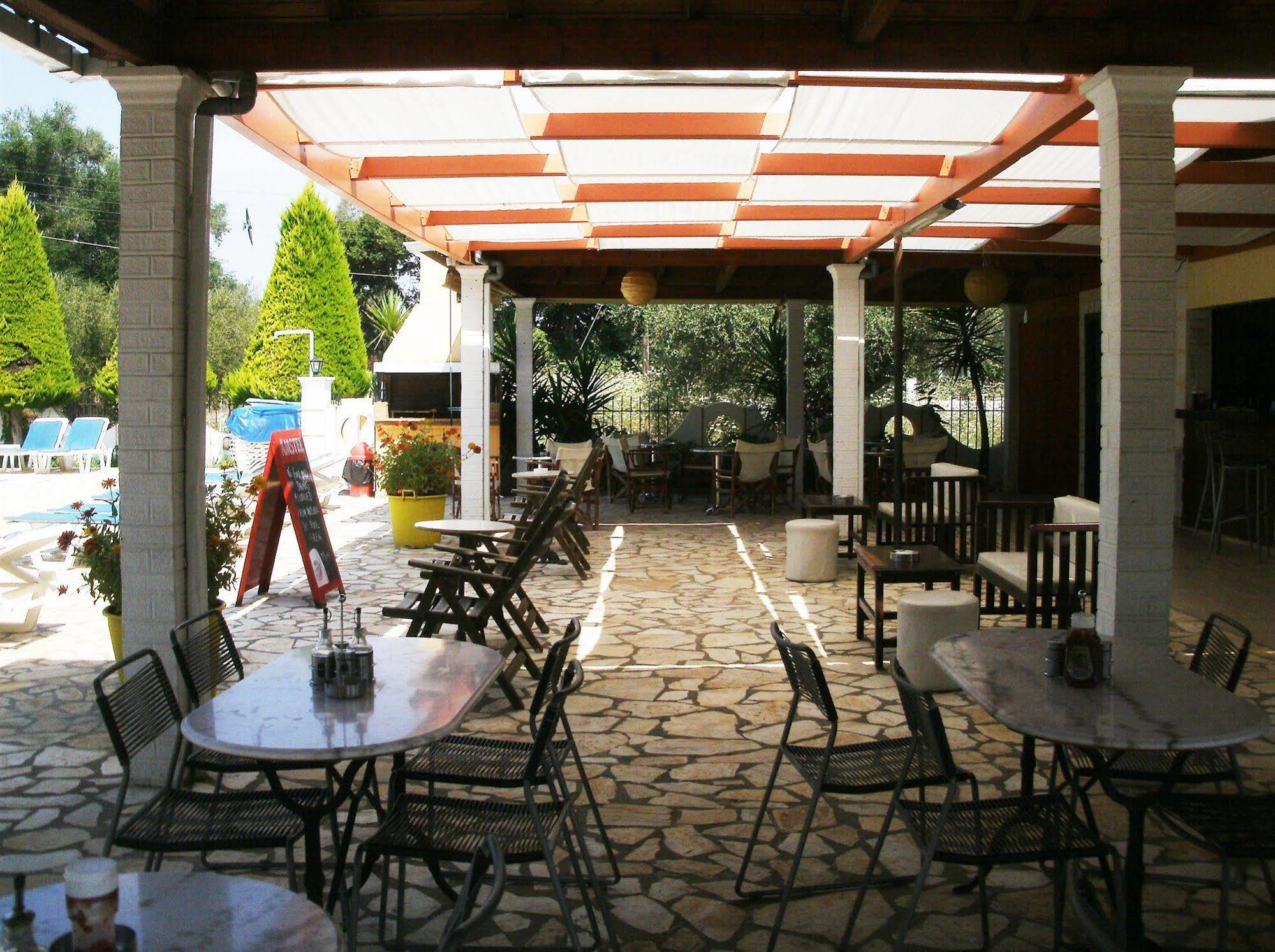 Athina Aparthotel Kávosz Kültér fotó